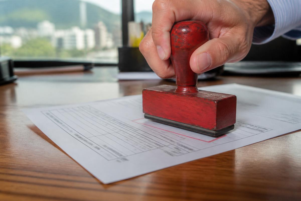 Anular factura y nota de crédito en Honduras SAR 2026: CAI, FE y conciliación con ISV